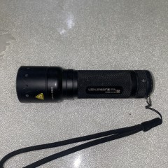 Фонарь профессиональный LED LENSER T7.2